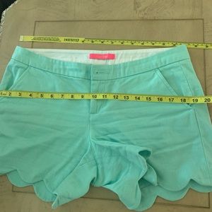 🔥 Lilly Pulitzer Buttercup Shorts